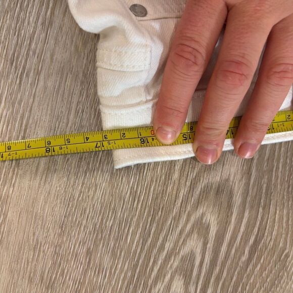 Vince Camuto White Turo Jeans sz 31/12 - Picture 4 of 5